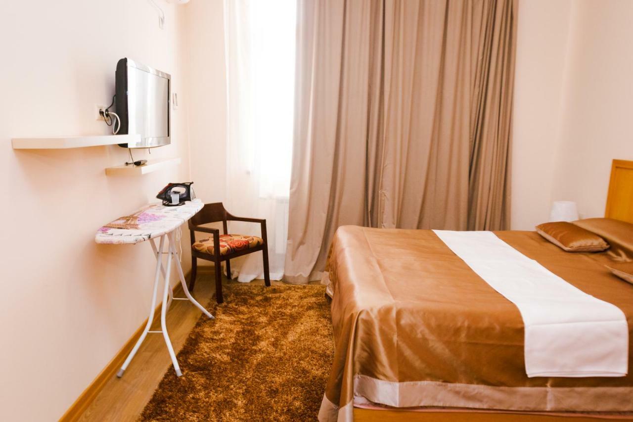 Atb Grand Hotel Atyraū Zewnętrze zdjęcie